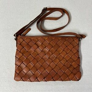 Anthro Vilenca Holland Crossbody Bag Brown Leather Woven Purse 7.5”x11”
